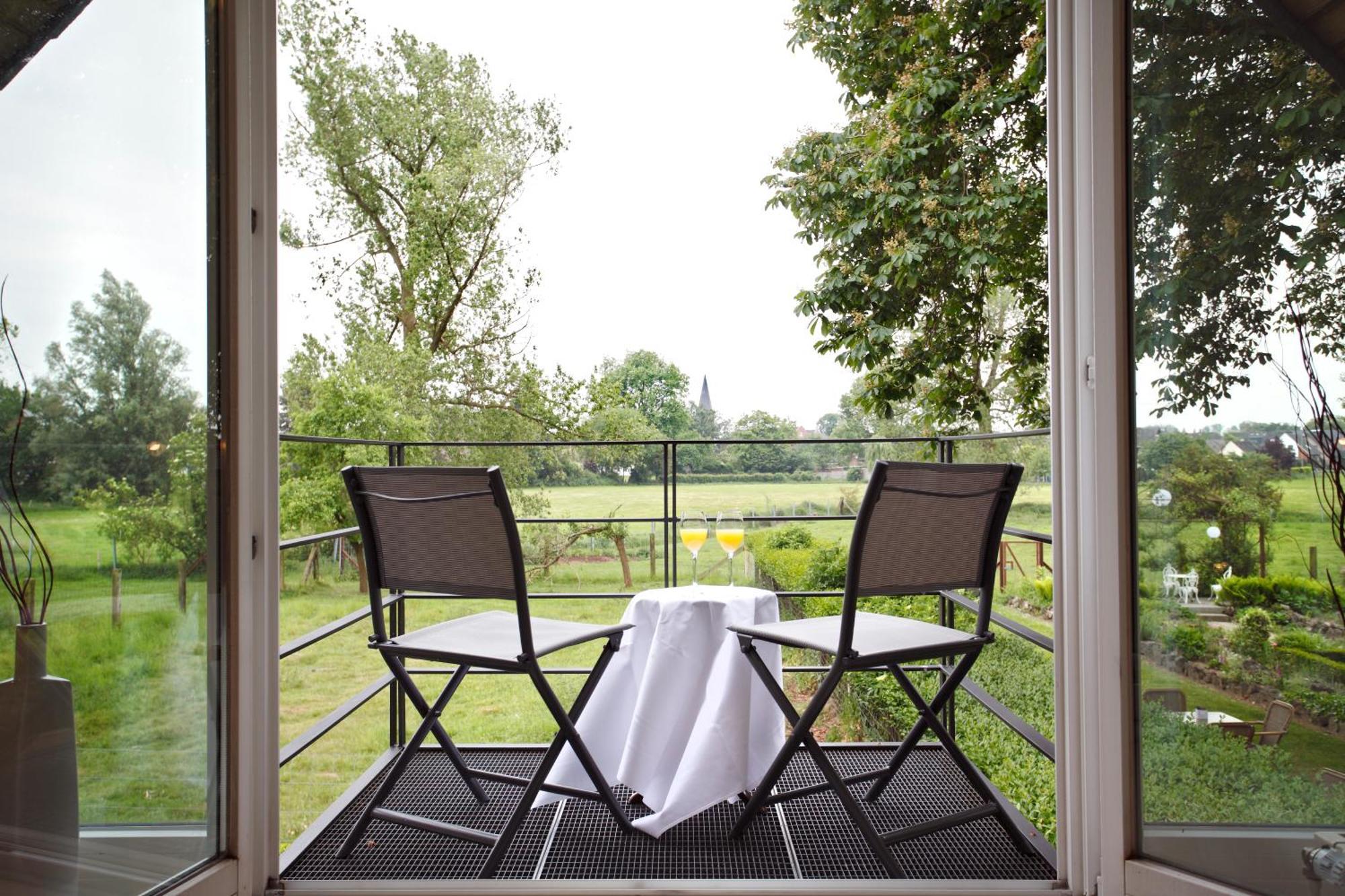 Bauerncafé und Pension Drostenhof Rees Extérieur photo